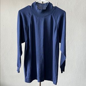 Mondi Turtle Neck Blouse Womens Medium